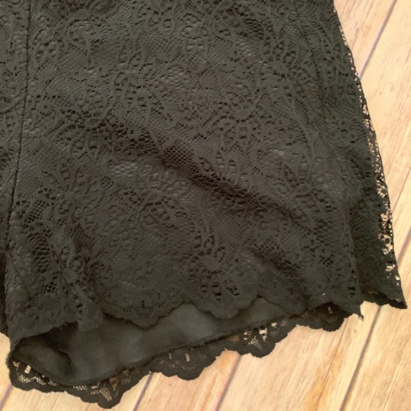 Zara Black Lace Shorts - Picture 2 of 6